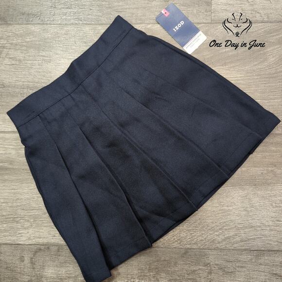 Izod Approved Schoolwear Skort Size 7 Regular - Picture 1 of 6
